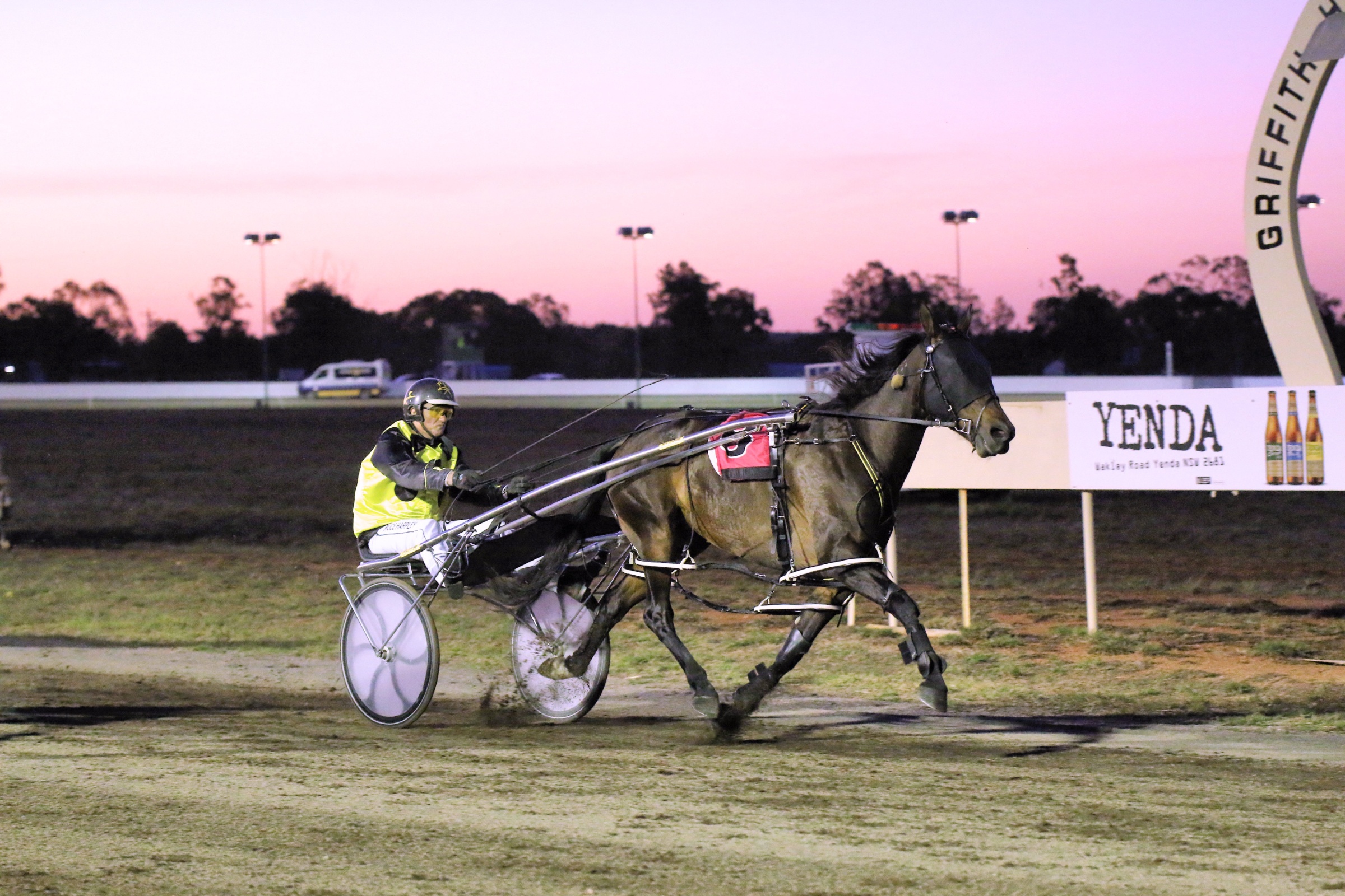 Heats of the Cup @ Griffith Harness Racing Club